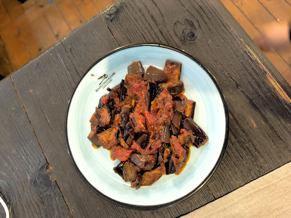 Biancomangiare - Cucina tipica napoletana Trattoria Osteria Napoli foto 3