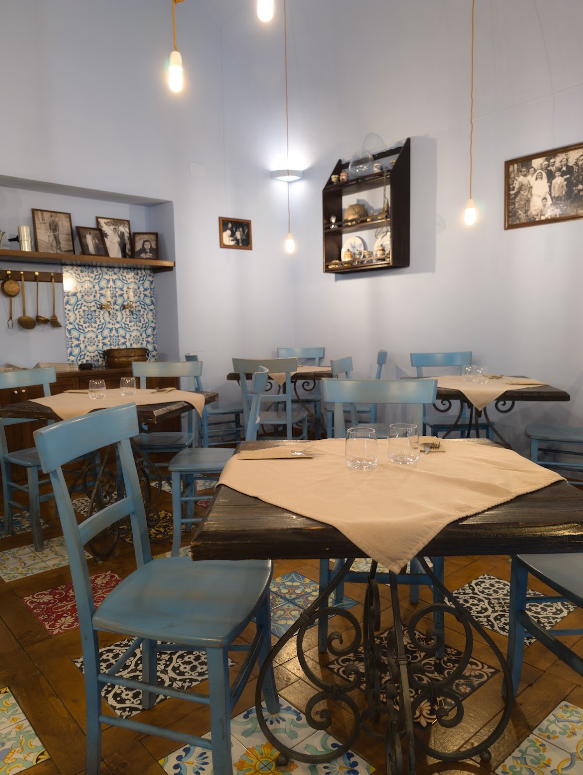 Biancomangiare - Cucina tipica napoletana Trattoria Osteria Napoli foto 6